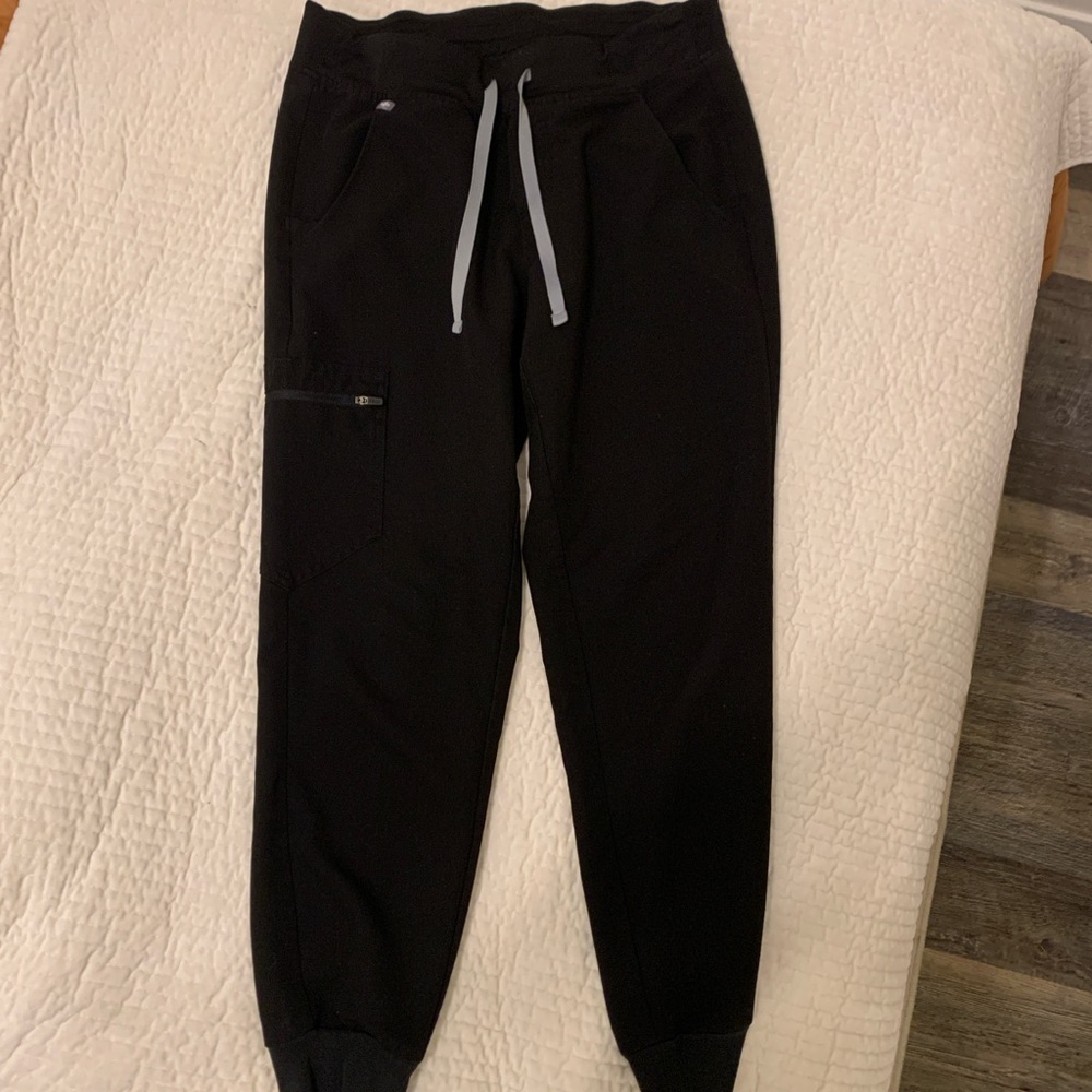 FIGS Zamora Jogger Scrubs Black - S/P
